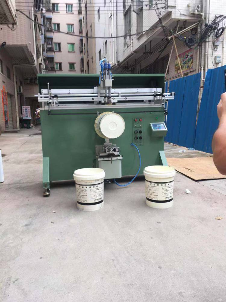 東莞駿欣機(jī)械有限公司提供絲印機(jī)移印機(jī)
