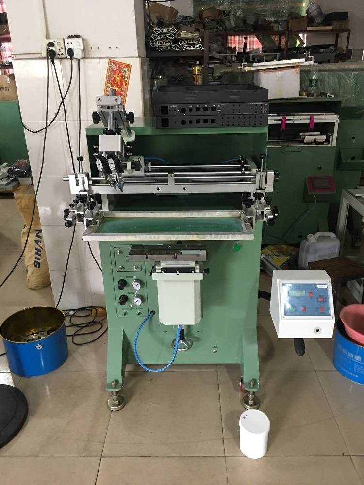 東莞駿欣機(jī)械有限公司提供絲印機(jī)移印機(jī)