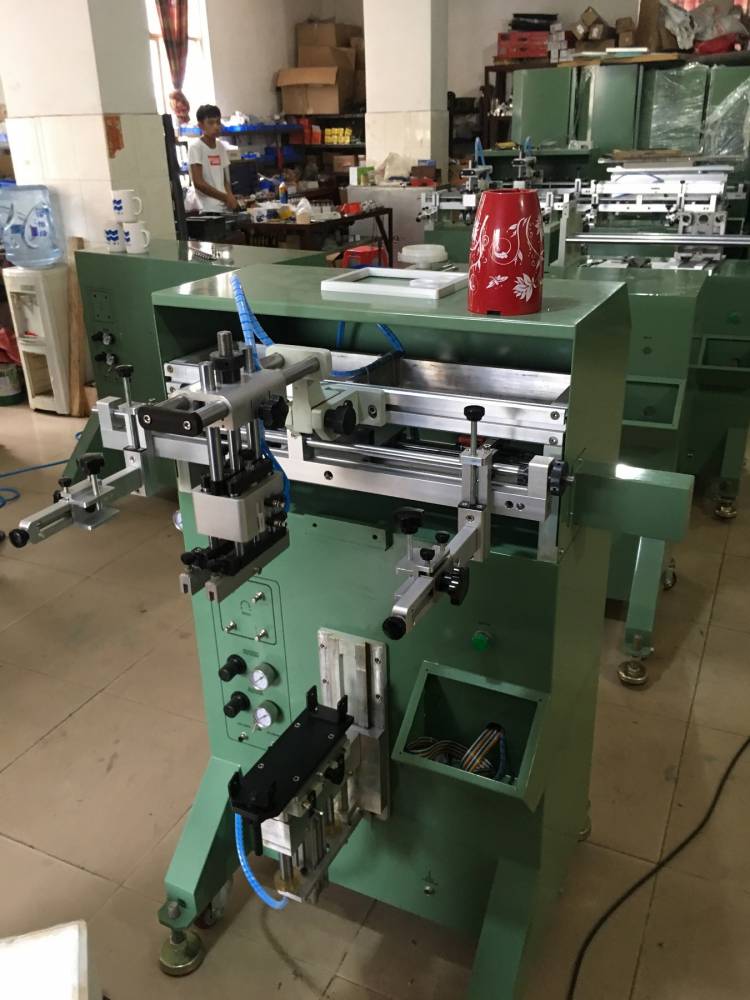 東莞駿欣機(jī)械有限公司提供絲印機(jī)移印機(jī)