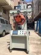 合肥農(nóng)藥瓶蓋轉(zhuǎn)盤絲印機廠家全自動絲印機