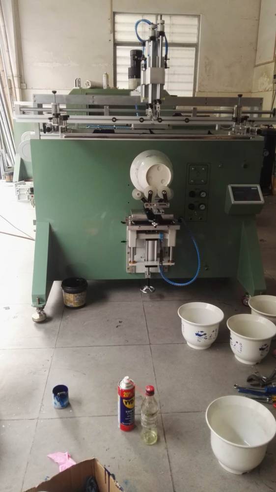 東莞駿欣機(jī)械有限公司提供絲印機(jī)移印機(jī)
