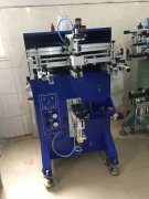承德刻度杯量杯曲面絲印機廠家半自動絲印機